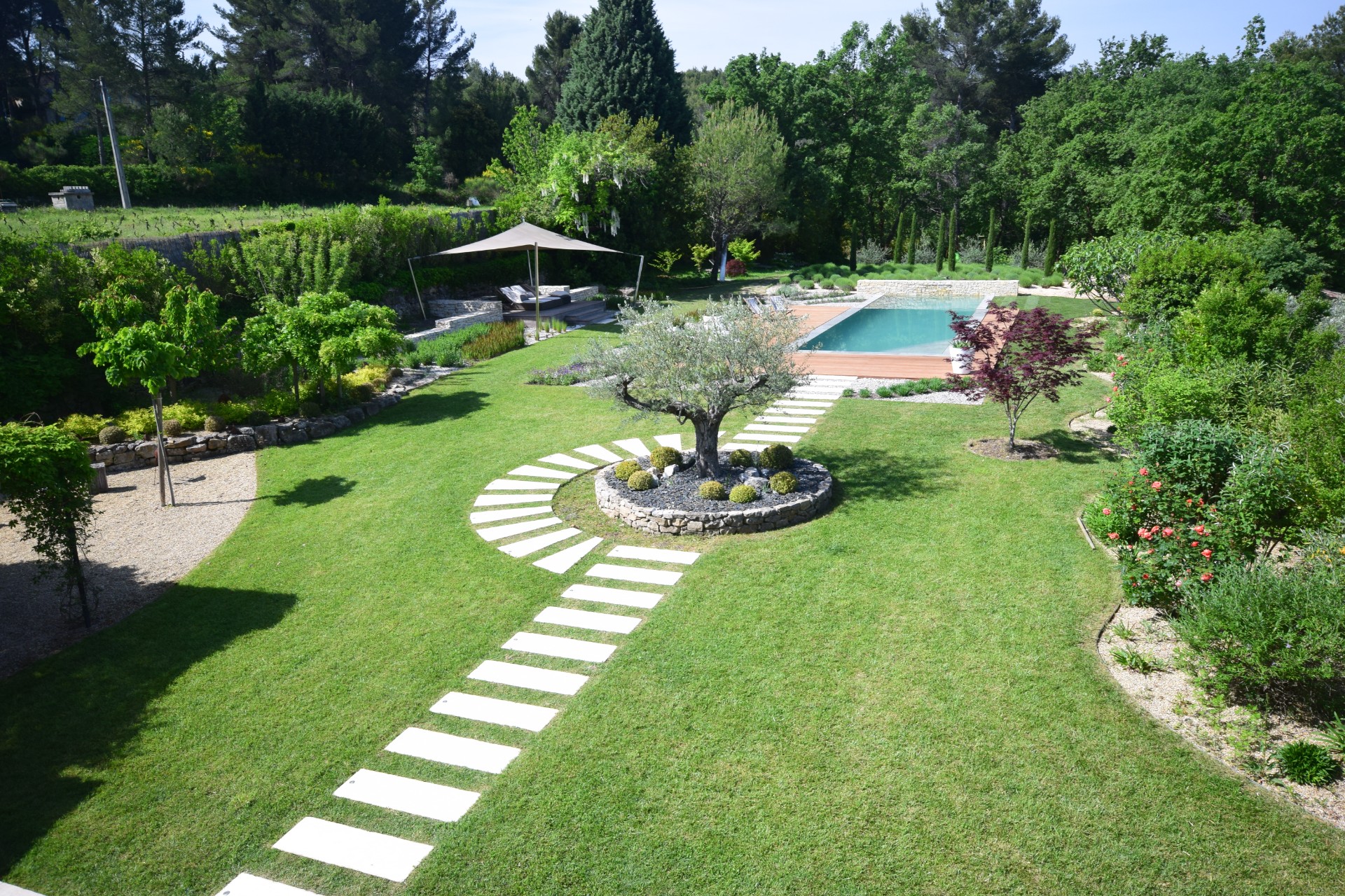 jardin moderne provençal